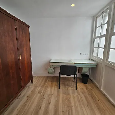 En El Centro - Plaza De Amboage - Wifi Apartment Ferrol