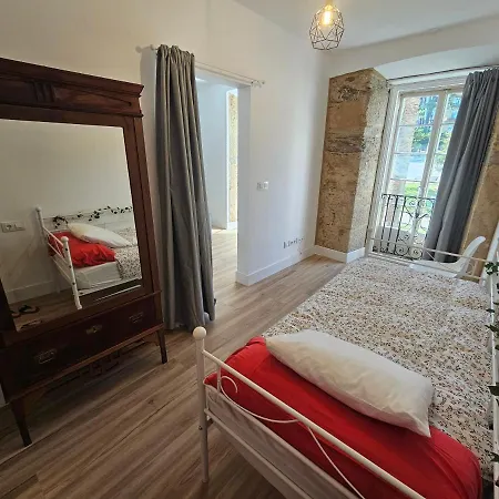 Apartment En El Centro - Plaza De Amboage - Wifi *