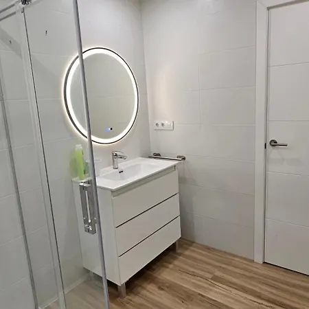 Apartment En El Centro - Plaza De Amboage - Wifi *