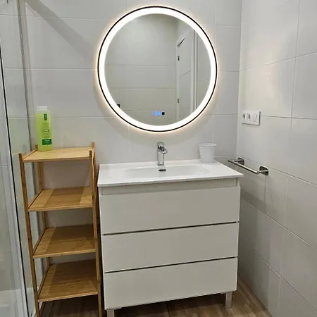 Apartment En El Centro - Plaza De Amboage - Wifi *
