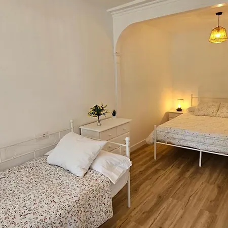 En El Centro - Plaza De Amboage - Wifi * Ferrol