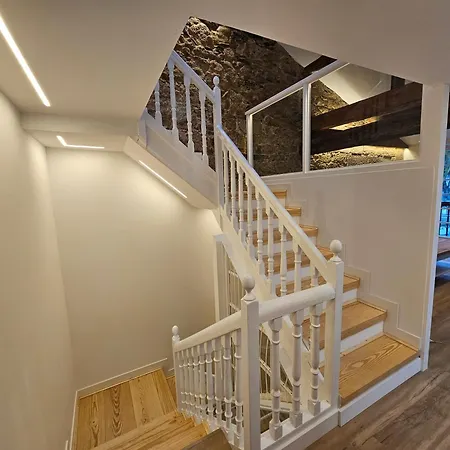 En El Centro - Plaza De Amboage - Wifi Apartman Ferrol